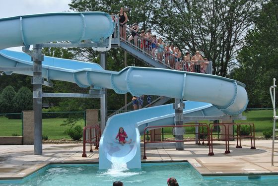 Parque aquático Equipamento de entretenimento Slides de fibra de vidro Parque de diversões ao ar livre Passeios para crianças