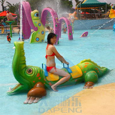 Jogos do pulverizador de água dos animais do pulverizador do crocodilo de FRP com Seat no parque da água