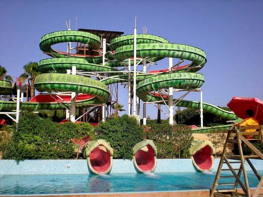 Parque aquático infantil Slide Piscina privada Slides de fibra de vidro