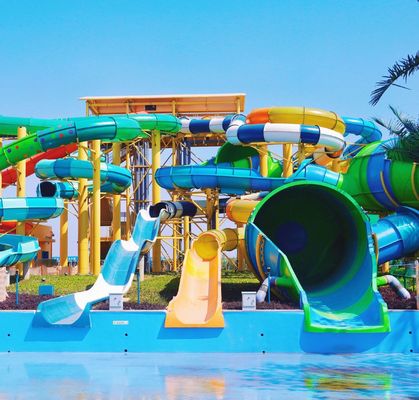 Bom preço. Adultos Fibra de vidro enorme escorrega de água Parque aquático Jogos de diversão Passeios on-line