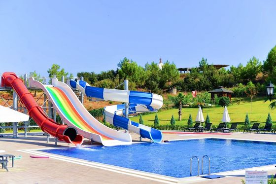 Bom preço. Esportes aquáticos Parque de diversões Jogos infantis Equipamento de playground Tubos de fibra de vidro Slide on-line