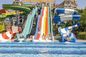 Deslizamento de Parque Aquático de Fibra de Vidro de Cor Personalizado Jogos Aquáticos ao Ar Livre Equipamento de Piscina de Parque Para Crianças