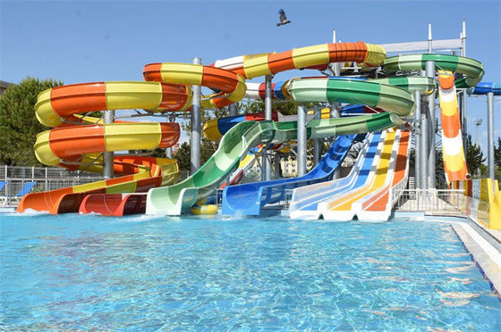 Corrosão comercial Fade Proof For Hotel do conjunto da corrediça de água da piscina