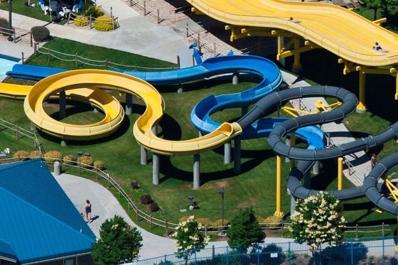 Desportos aquáticos Amusement Adultos Equipamento do parque Piscina privada ao ar livre Deslizamento para crianças