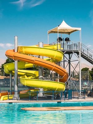 Parque de diversões Água diversão Equipamento desportivo Piscina exterior com tubo espiral Parque de diversões escorrega