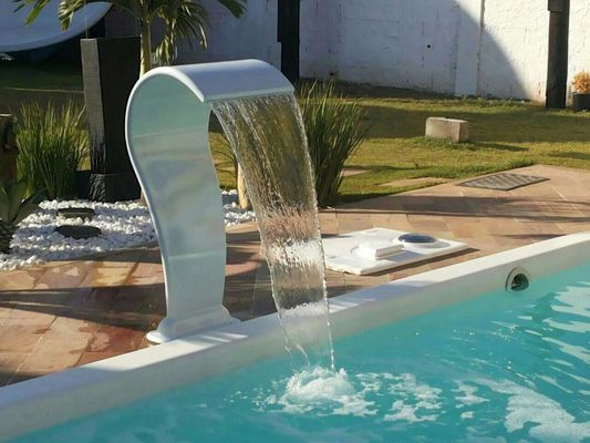 Bom preço. OEM Piscina SPA Acessórios de piscina Decorações Cortina de água Cabeças de fonte Cachoeira on-line