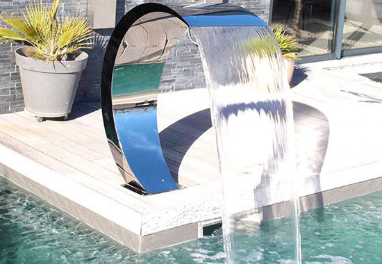 Bom preço. Equipamento de piscina SPA de aço inoxidável artificial Cascata on-line