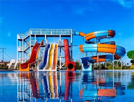 Parque de diversões Passeios de crianças Grandes brinquedos aquáticos Deslizamentos de 3 metros de altura para piscina