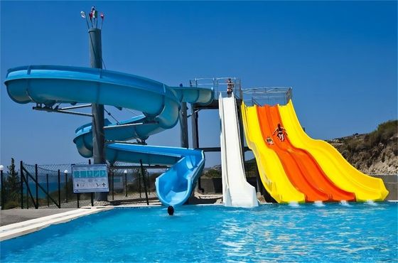 Bom preço. OEM Aquático Crianças Parque de diversões Parque de diversões Playhouse Fibra de vidro escorrega de água para crianças on-line