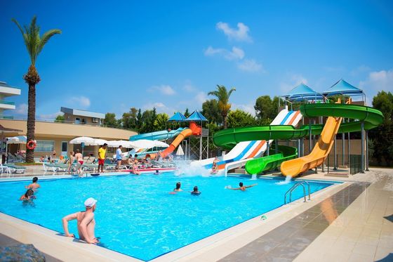Bom preço. Parque de diversões infantil Natação Jogos infantis Equipamento Fibra de vidro Slides de água on-line