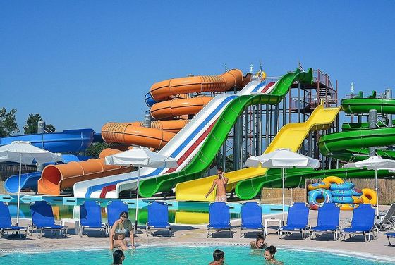 OEM Parque aquático piscina playground Fibra de vidro escorrega de água para crianças