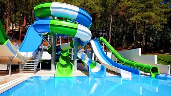 Parque aquático de diversões Adultos Jogos aquáticos Slide de fibra de vidro personalizado para piscina