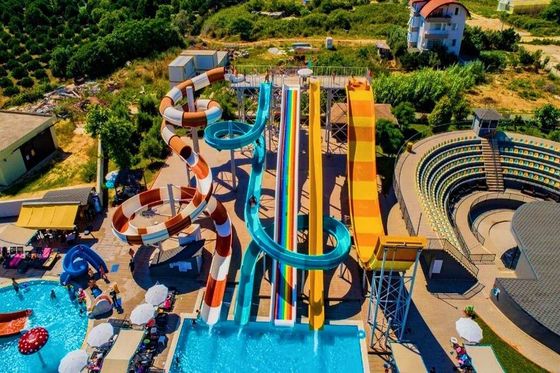 Bom preço. Parque aquático Área de jogos Equipamento Piscina Jogos Slide de fibra de vidro on-line