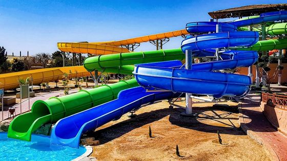 Parque aquático para crianças Equipamento de playground Piscina Slide de jogos de água