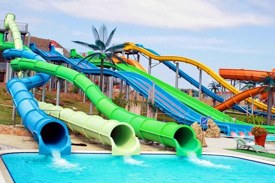 Parque de diversões ao ar livre Parque aquático deslizamento Piscina Equipamento de design