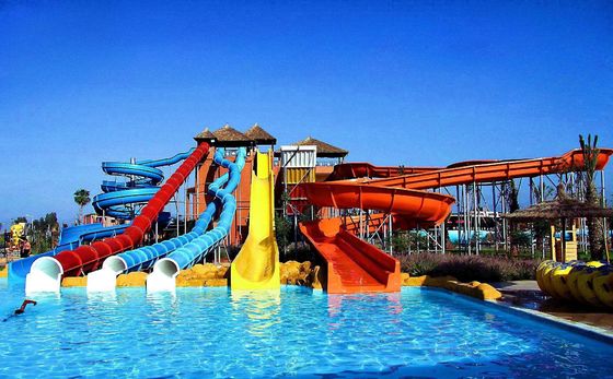 OEM Parque de diversões aquáticos de grande porte Equipamento de fibra de vidro Slide para piscina