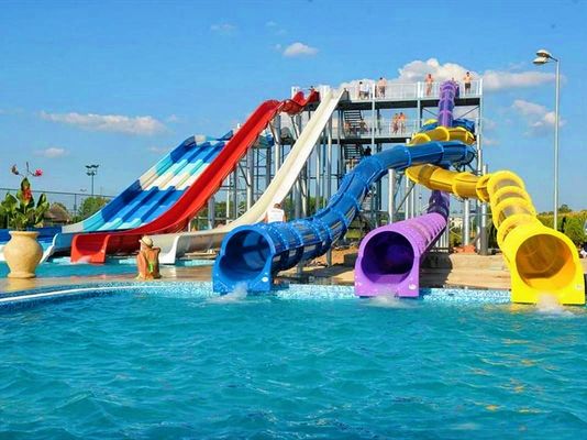 Parque Aquático Piscina Atração Crianças Jogam Fibra de Vidro Slide Aquático