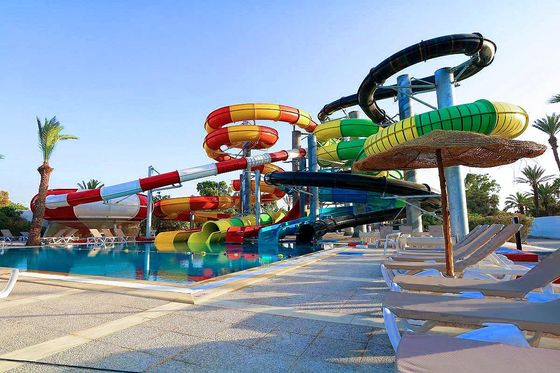 OEM Parque aquático de divertimento de água equipamento de jogos de fibra de vidro escorrega de água para piscina