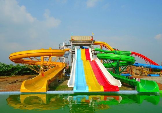 Bom preço. Equipamento de Parque Aquático Resort Escorregador de Piscina de Fibra de Vidro Escorregador de Água Estilo Voador Para Crianças e Adultos on-line