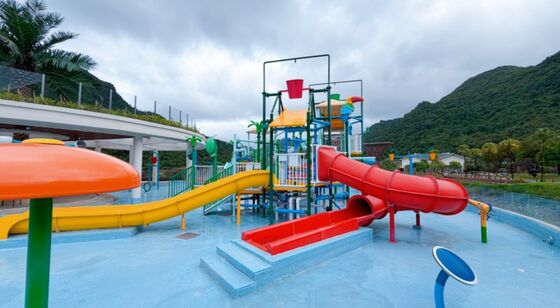 Bom preço. Estrutura de parque aquático de fibra de vidro personalizada com escorregas e fontes para piscina comercial 1 ano de garantia on-line