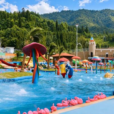 Animal Theme Interactive Splash Pad With Kids Slides Jellyfish Toddler Pool Fiberglass For Public Park And Backyard