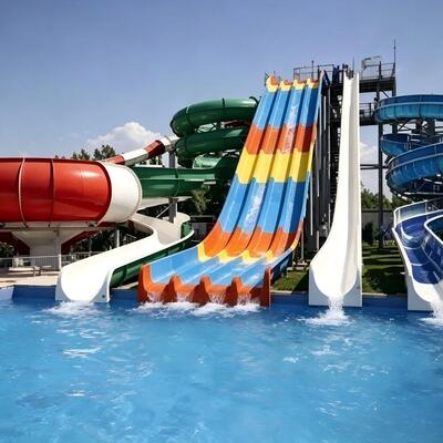 qualidade Slide aquático de corrida de fibra de vidro comercial para parques aquáticos Piscinas e resorts Fábrica